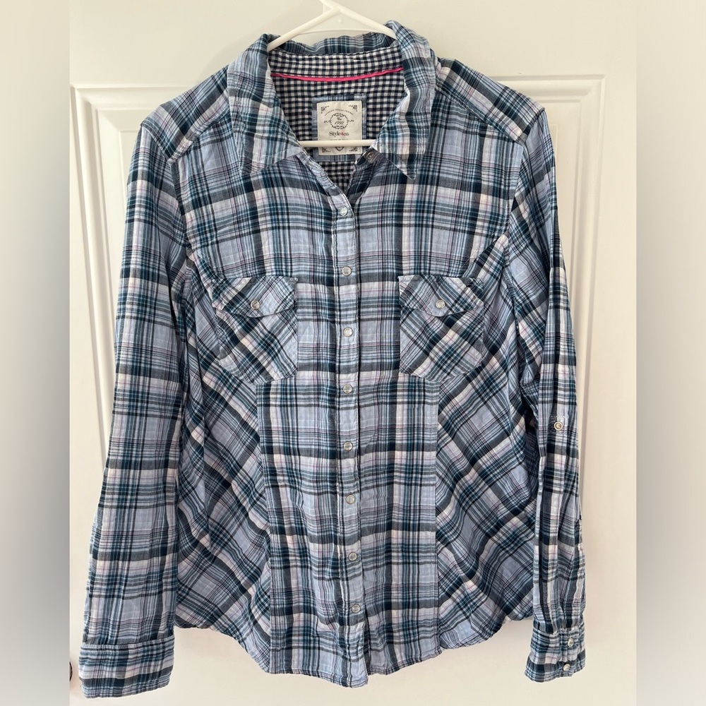 Women’s top.